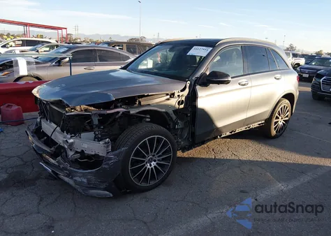 2021 Mercedes-Benz Glc 300 Suv z USA, uszkodzony, nr VIN W1N0G8DB4MF875194